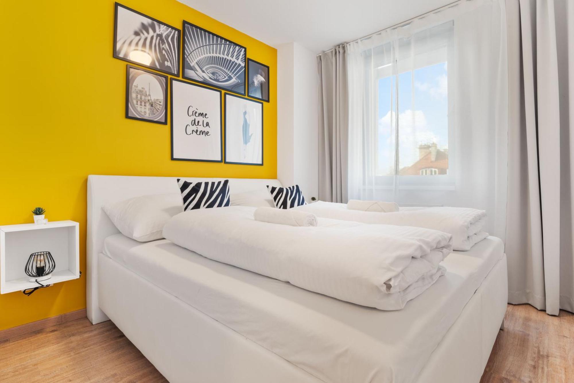 Lam Safari - Balcony - Ac - Free Parking Apartment บราติสลาวา ภายนอก รูปภาพ